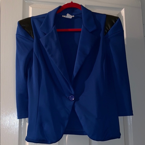 Large Quarter Length Royal Blazer - Picture 1 of 7